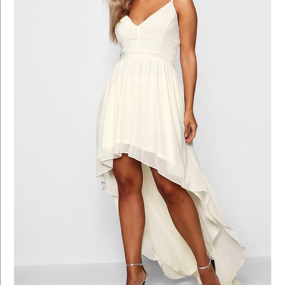 Boohoo Plus Dresses & Skirts - Boohoo - Ivory, flowy high low dress